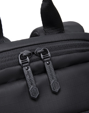 Arctic Hunter